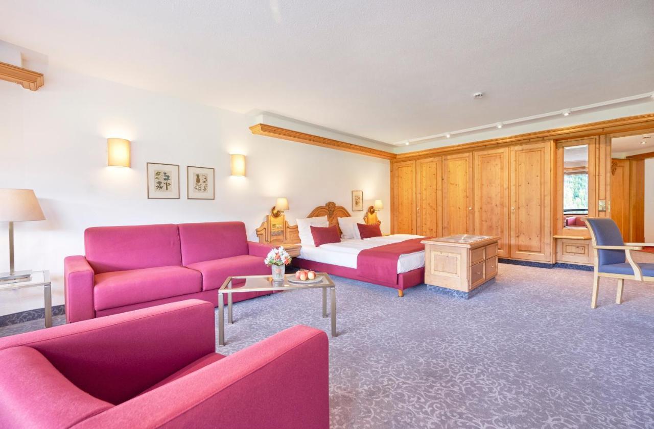 Hotel Traube Tonbach Baiersbronn Exterior foto