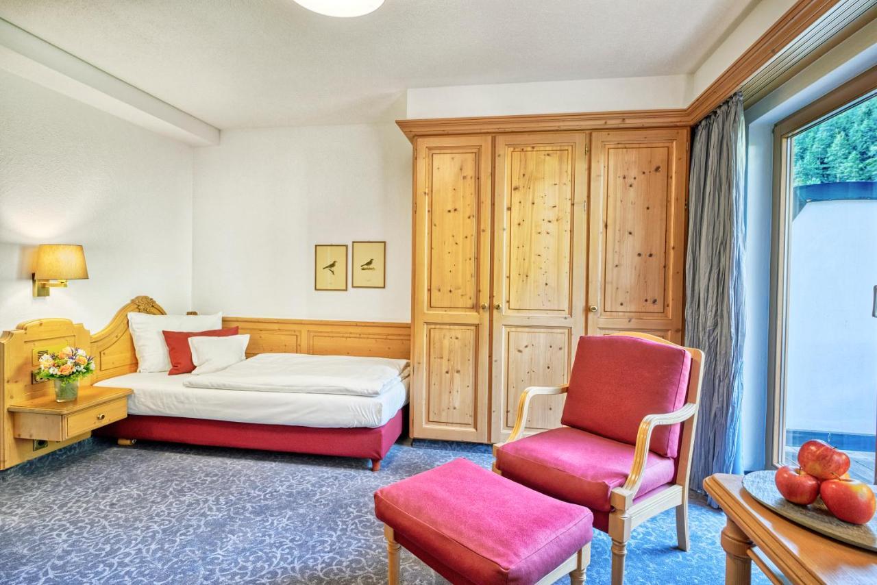 Hotel Traube Tonbach Baiersbronn Exterior foto