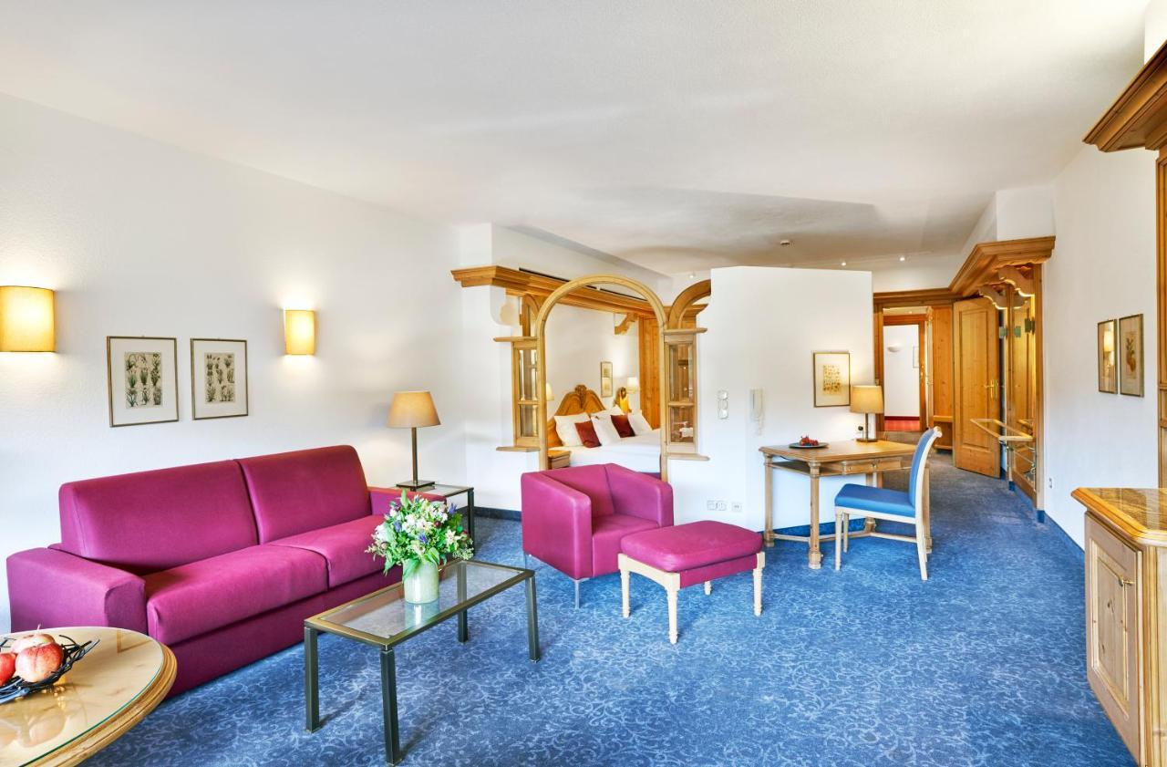 Hotel Traube Tonbach Baiersbronn Exterior foto